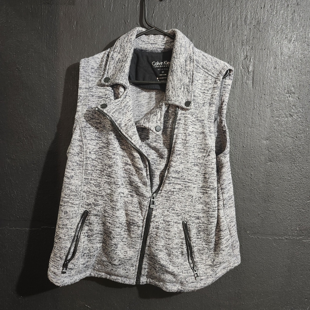 Calvin Klein Women's vest